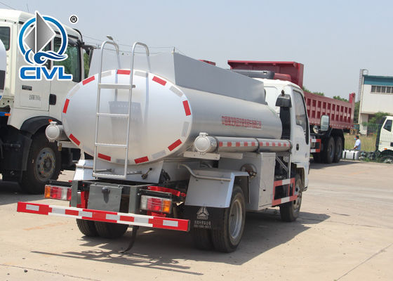 جدید کامیون تانکر مایع با عملکرد بالا 5.65 متر مکعب / کامیون های حمل و نقل نفت / سوخت
